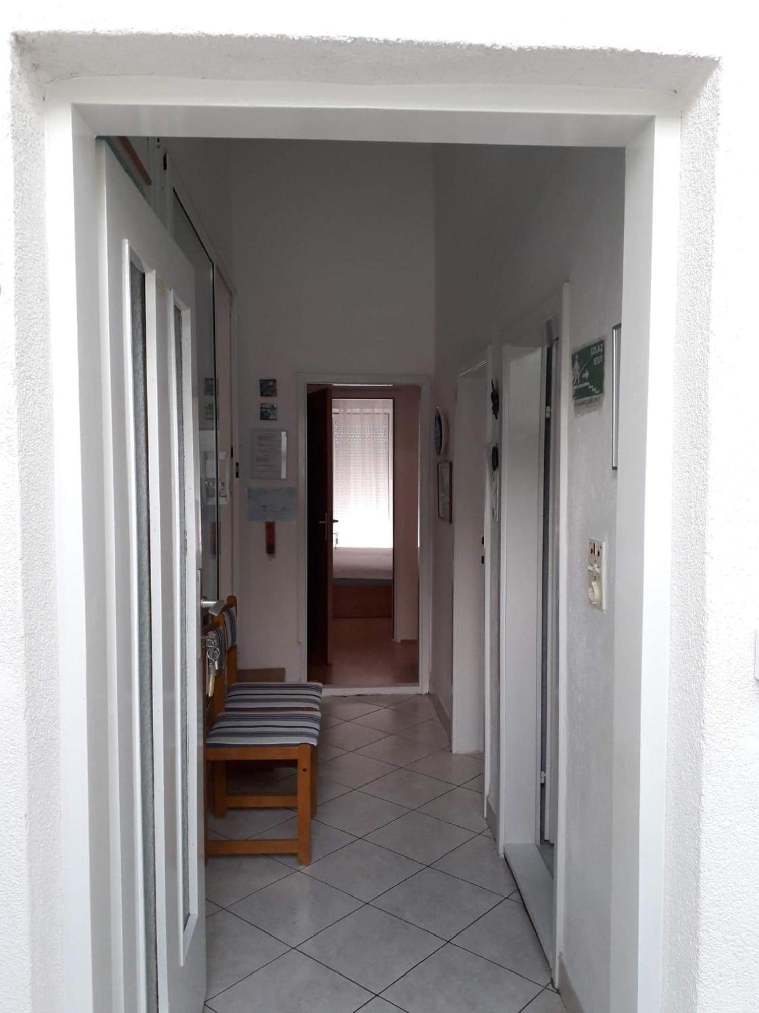 Apartments With A Parking Space Pisak, Omis - 1009 ภายนอก รูปภาพ